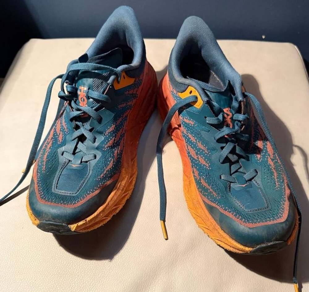 Hoka Speedgoat 5 Size 8B Blue Coral Trail Running Shoes